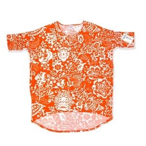 NWT- LuLaRoe woman’s Irma